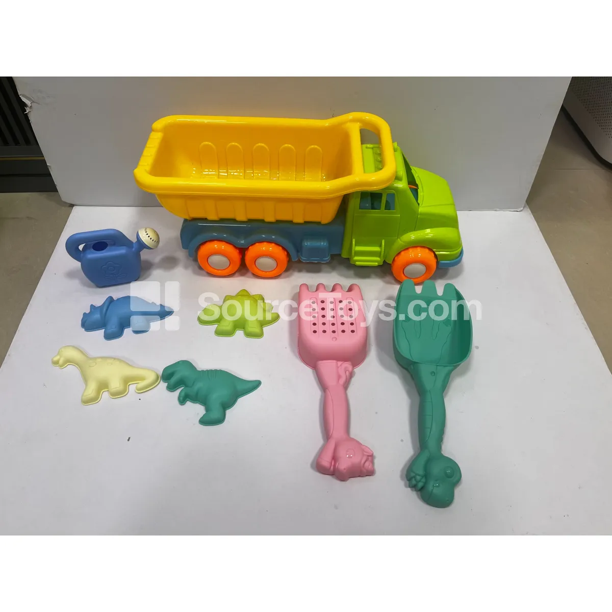 8-Piece Beach Toy Set