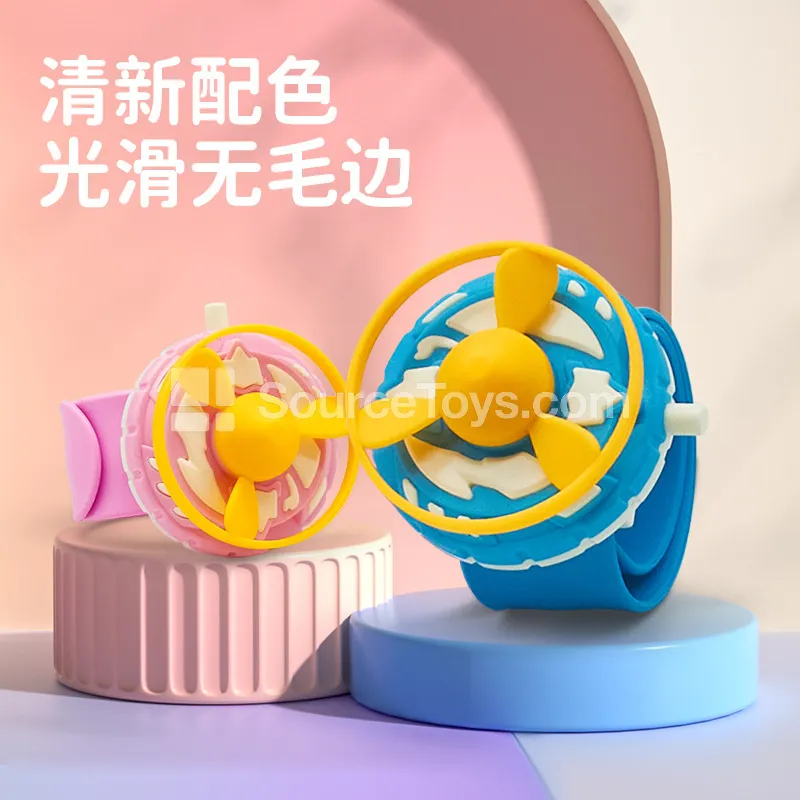 Pop Wristband Spinning Disc Launcher Toy Pop Wristband Spinning Disc Launcher Toy