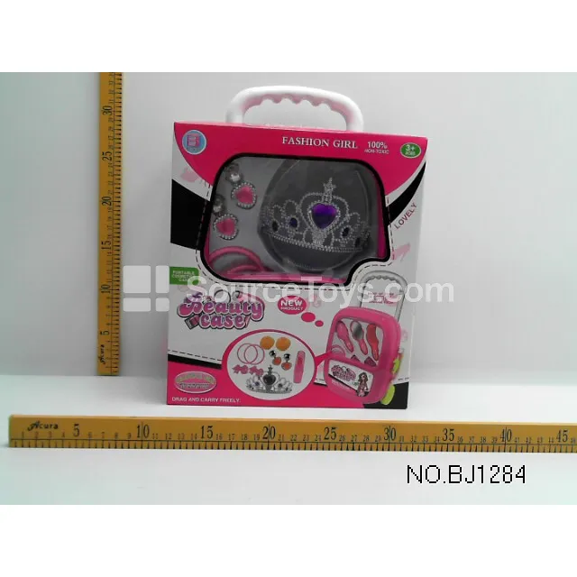 Jewelry Pull-Along Case
