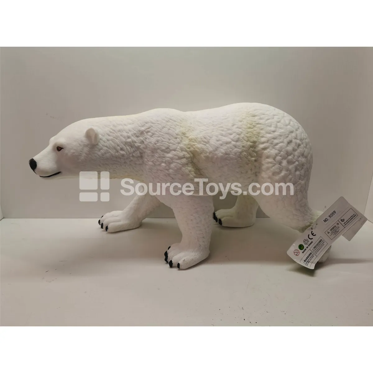 Polar Bear Vinyl Figure (X059) Polar Bear Vinyl Figure (X059)
