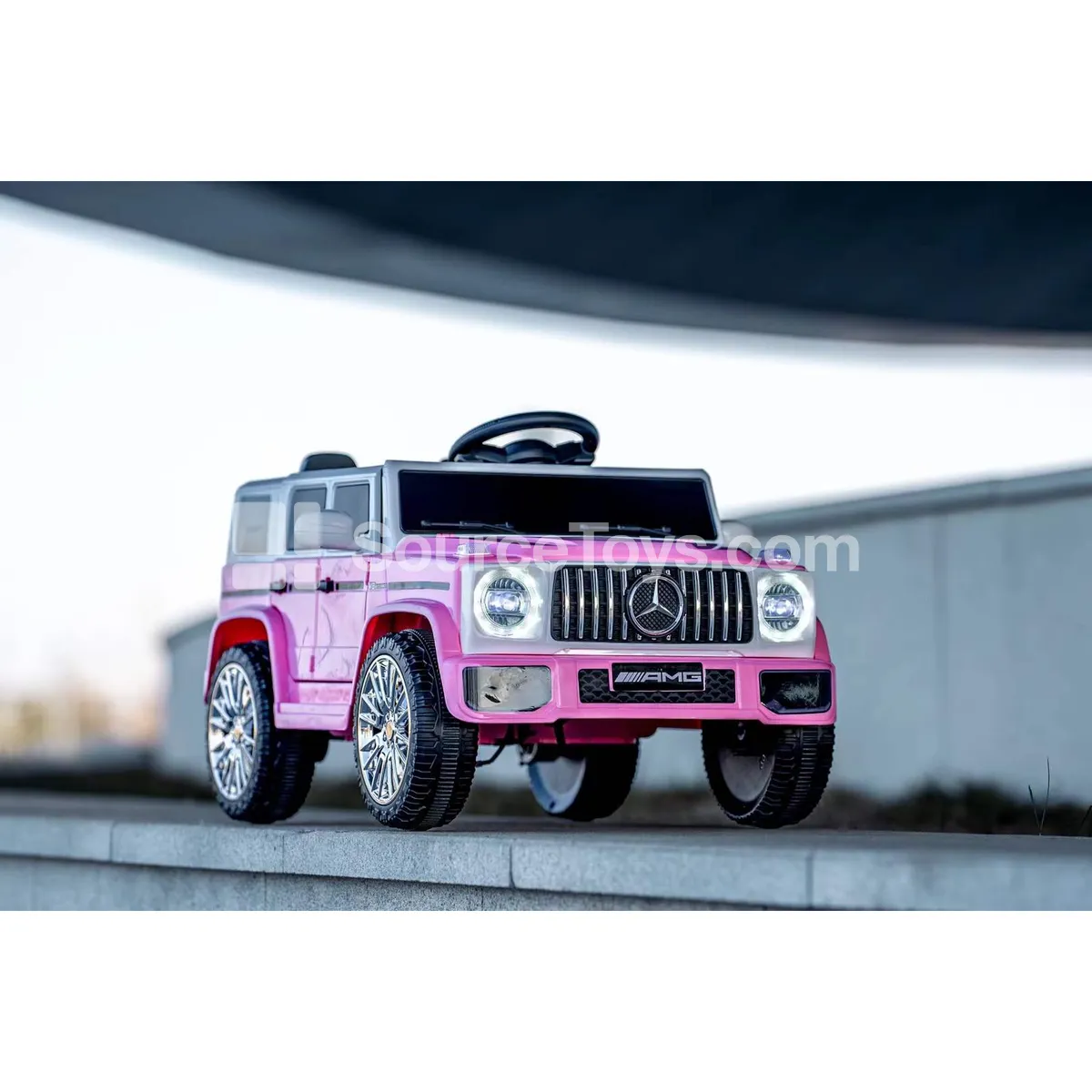 Electric Remote Control Ride-On with Dual Batteries Dual Drive Double Doors 3-Speed Off-Road (Red, White)