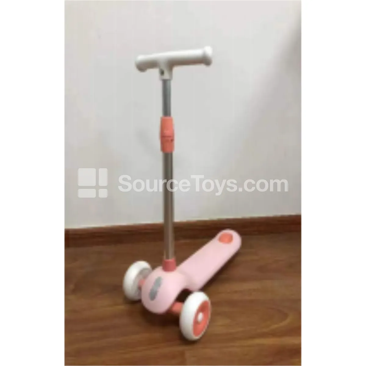 Scooter (Pink, White, Black) Scooter (Pink, White, Black)